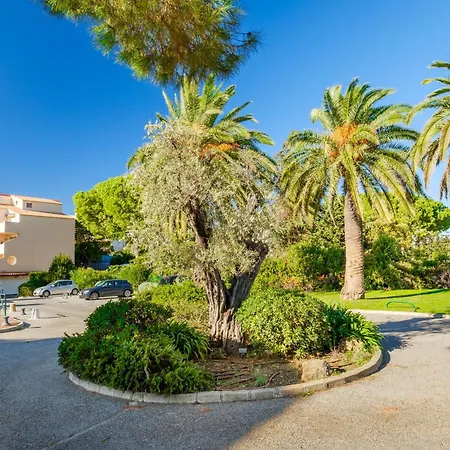 - Soleil Confort 아파트 앙티브